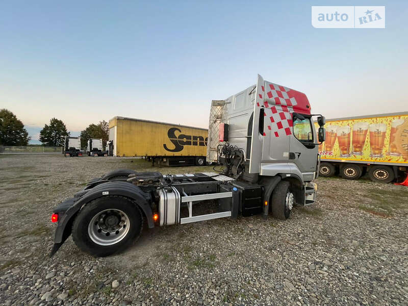 Тягач Renault Premium 2012 в Тячеві