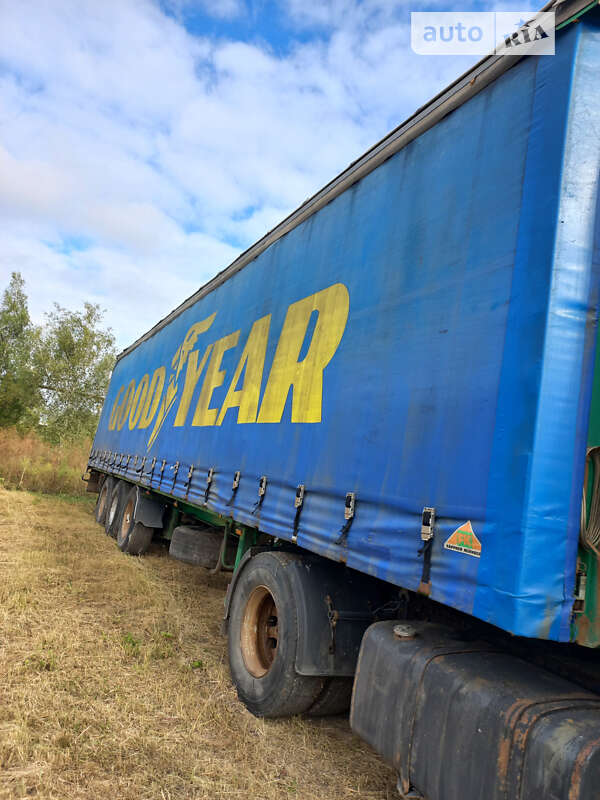 Тягач Renault Premium 2004 в Гусятине