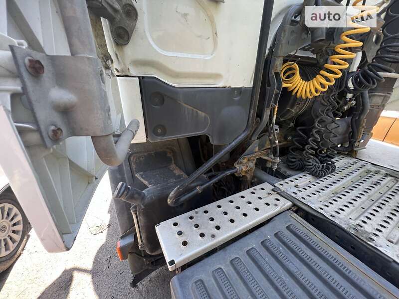 Тягач Renault Premium 2008 в Львове