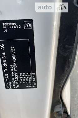 Тягач Renault Premium 2011 в 