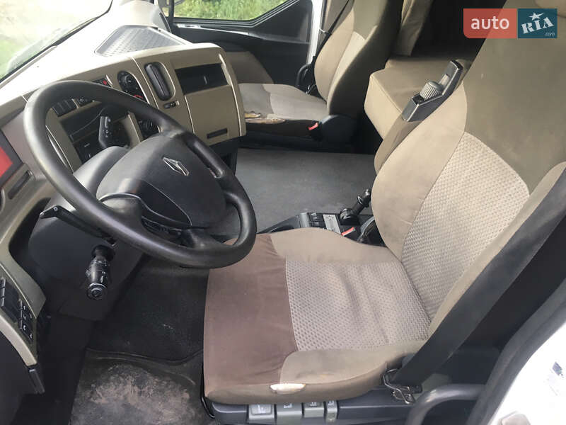 Тягач Renault Premium 2011 в Ивано-Франковске
