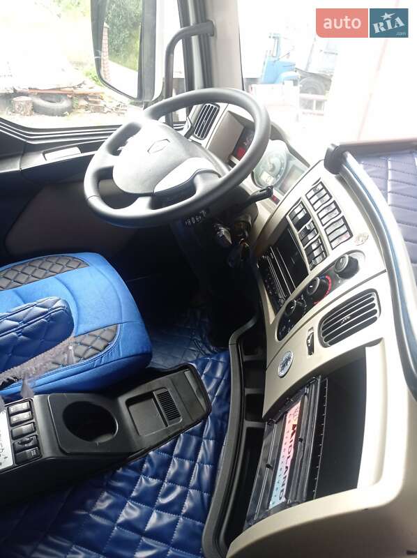 Тягач Renault Premium 2013 в Бердичеві