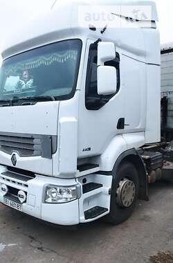 Тягач Renault Premium 2006 в Хороле