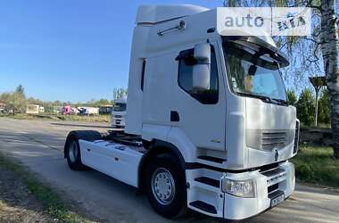 Тягач Renault Premium 2012 в Надворной