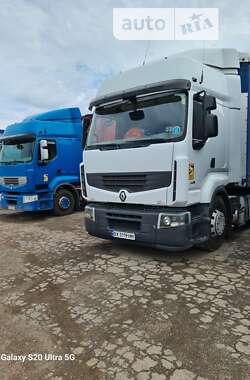 Тягач Renault Premium 2011 в 