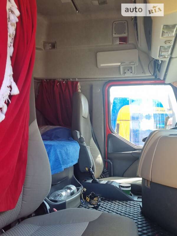 Тягач Renault Premium 2012 в Татарбунарах