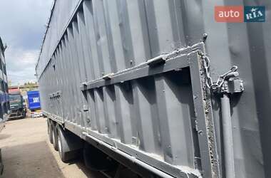 Контейнеровоз Renault Premium 2000 в 