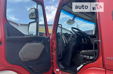 Тягач Renault Premium 2012 в 