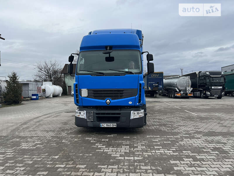Тягач Renault Premium 2011 в Луцке