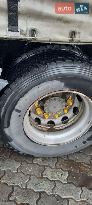 Тягач Renault Premium 2011 в Львове