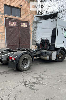 Тягач Renault Premium 2008 в Бучі