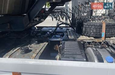 Тягач Renault Premium 2012 в 