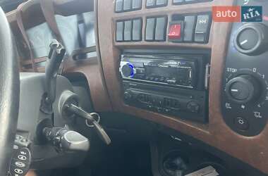 Тягач Renault Premium 2012 в 