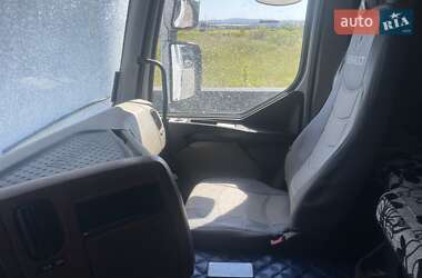 Тягач Renault Premium 2012 в 