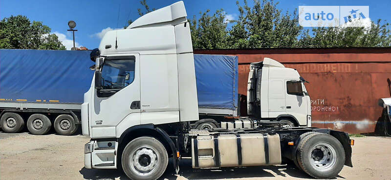 Тягач Renault Premium 2008 в Тернополе