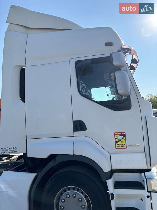 Тягач Renault Premium 2006 в Одессе