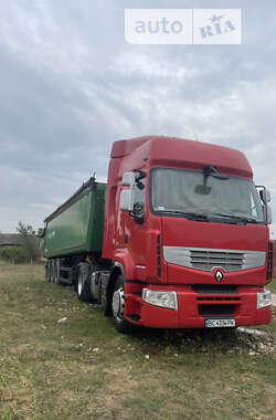 Тягач Renault Premium 2010 в Радехове