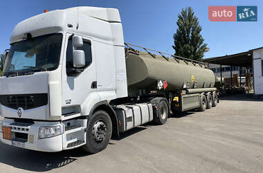 Тягач Renault Premium 2008 в 