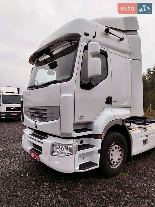 Тягач Renault Premium 2012 в Луцке