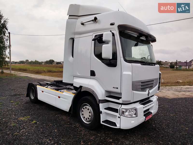 Тягач Renault Premium 2012 в Луцке