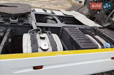 Тягач Renault Premium 2012 в 