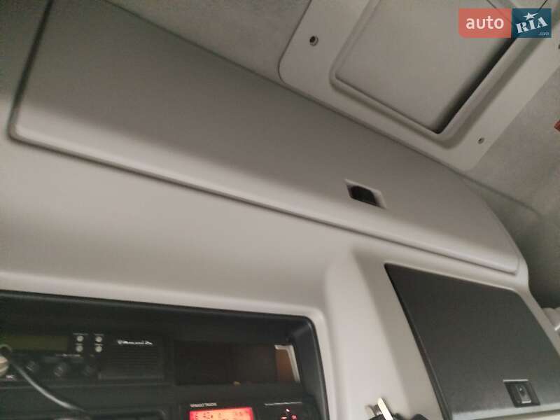 Тягач Renault Premium 2012 в Луцке