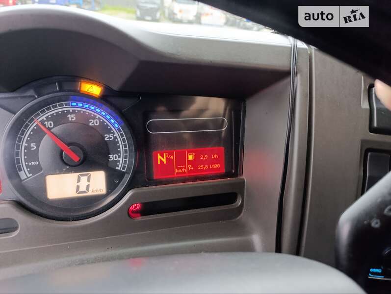 Автовоз Renault Premium 2011 в Стрые