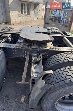 Тягач Renault Premium 2012 в 