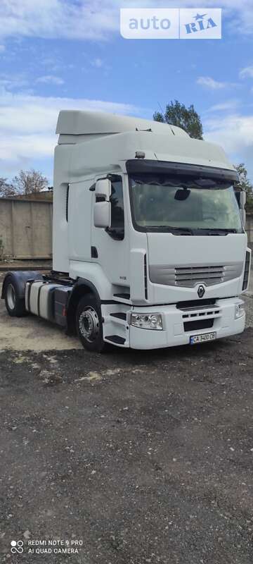 Тягач Renault Premium 2011 в Черкасах