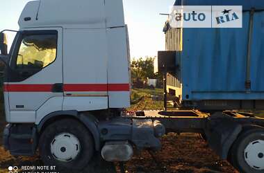 Тягач Renault Premium 2004 в Новой Одессе