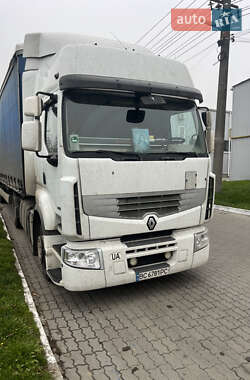 Тягач Renault Premium 2011 в Городку