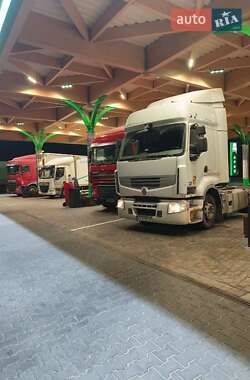Тягач Renault Premium 2008 в 