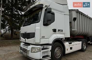 Тягач Renault Premium 2010 в 