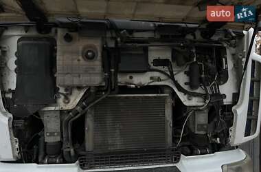 Тягач Renault Premium 2010 в 