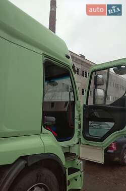 Тягач Renault Premium 2010 в 