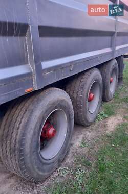 Тягач Renault Premium 2000 в 