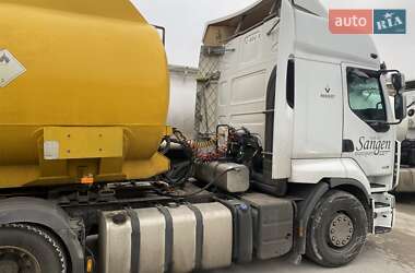 Тягач Renault Premium 2013 в 