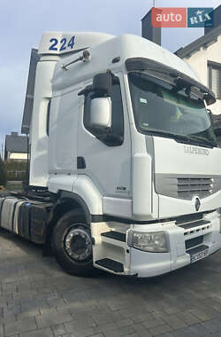 Тягач Renault Premium 2011 в Львові