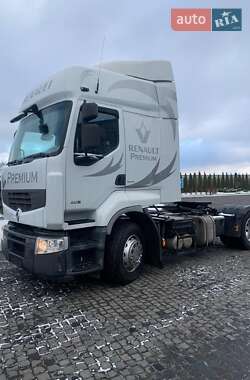 Тягач Renault Premium 2010 в Рівному