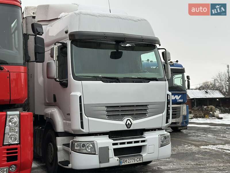 Тягач Renault Premium 2011 в Звягеле