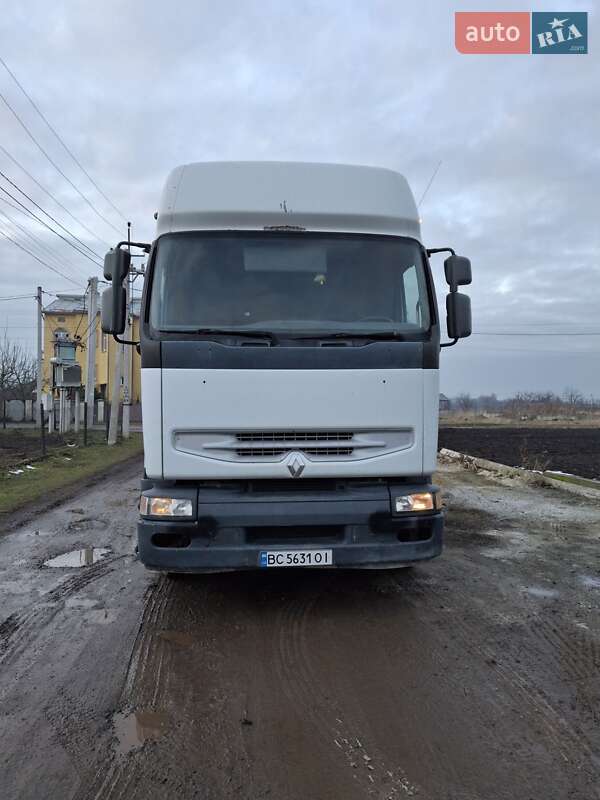 Цистерна Renault Premium 2005 в Львове