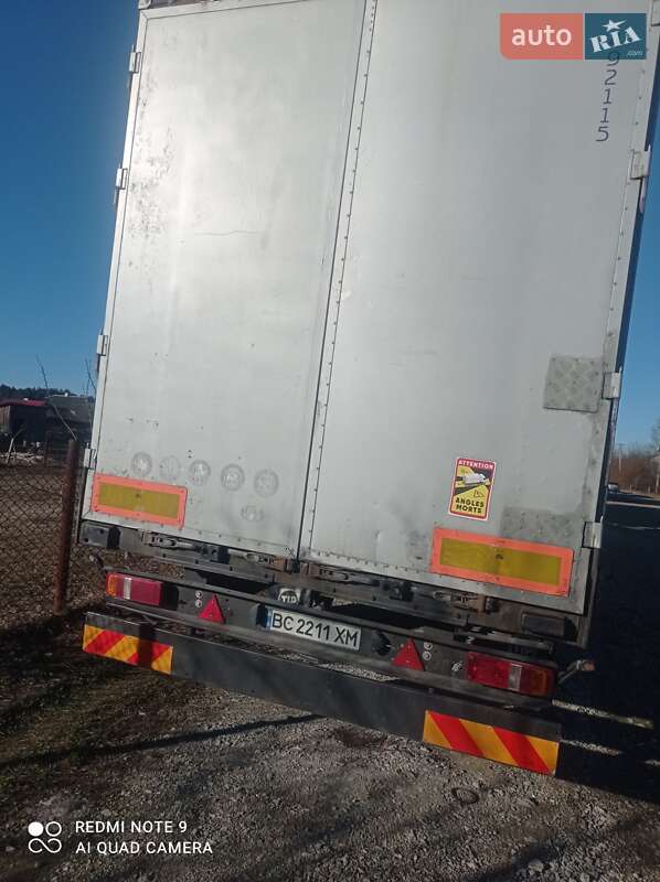 Тягач Renault Premium 2011 в Львові