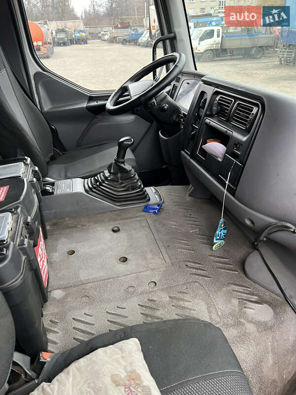 Бензовоз Renault Premium 2004 в Днепре