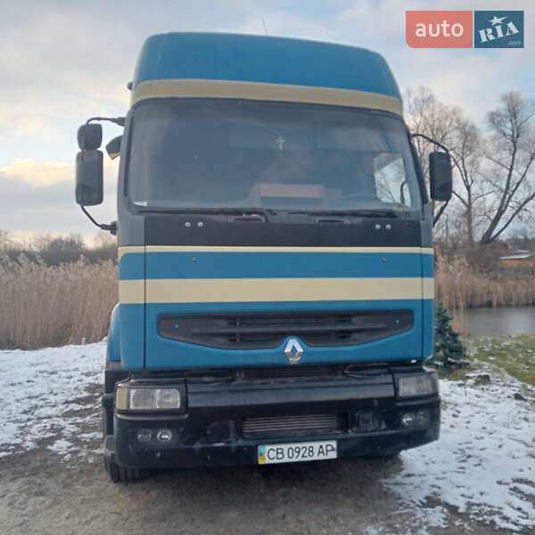 Тягач Renault Premium 1996 в Прилуках