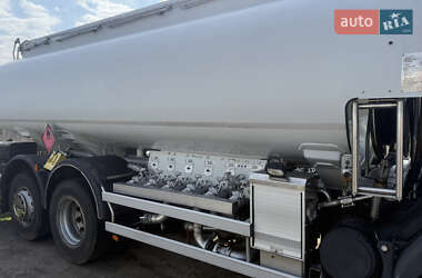 Бензовоз Renault Premium 2006 в 