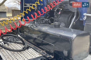 Тягач Renault Premium 2011 в 