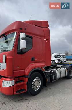 Тягач Renault Premium 2012 в 