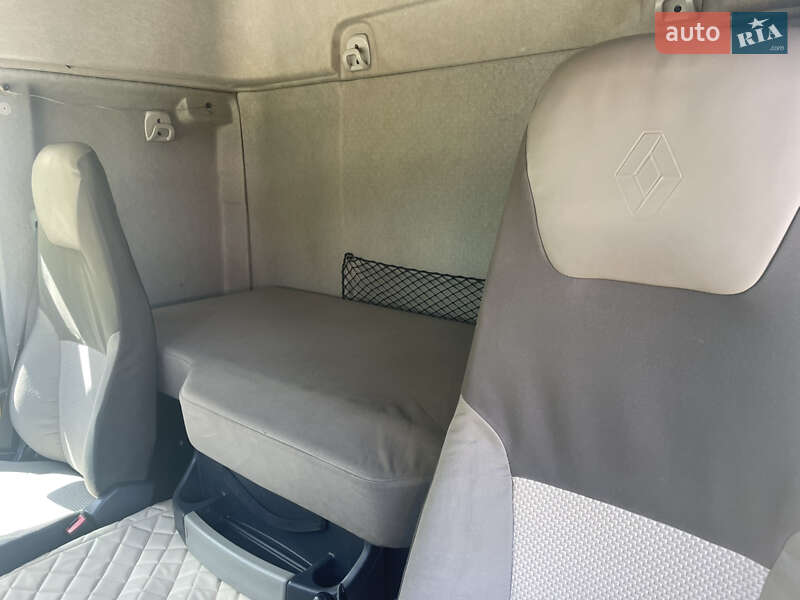 Тягач Renault Premium 2010 в Черновцах
