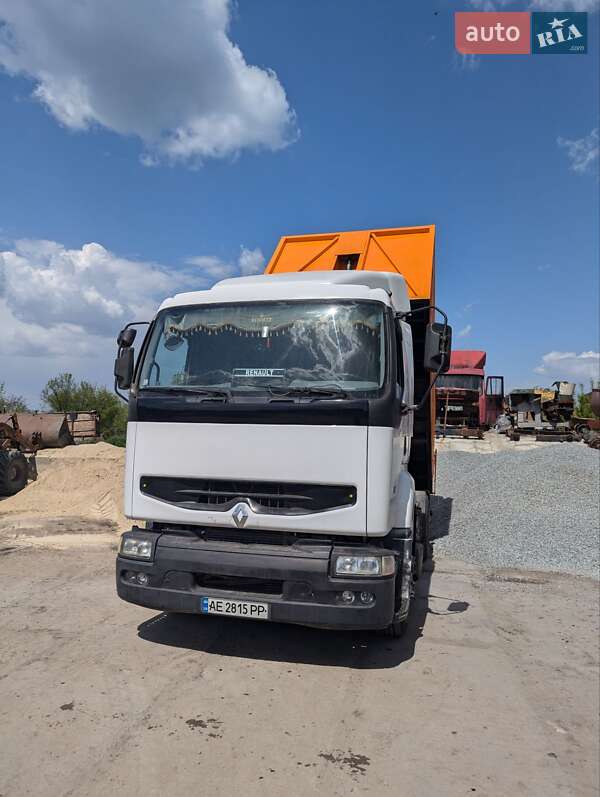 Renault Premium 2005