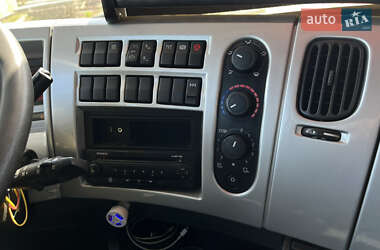 Тягач Renault Premium 2010 в 